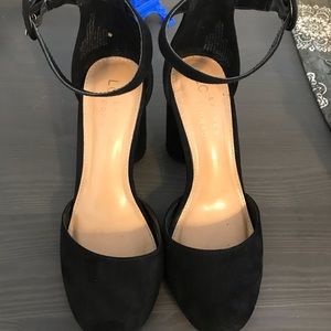LC Lauren Conrad hydrangea high heels